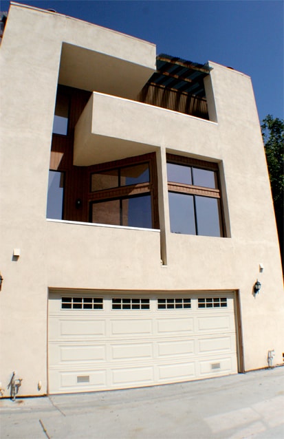 Beautiful Townhouse in Prime Glendale Area! - Beautiful Townhouse in Prime Glendale Area!