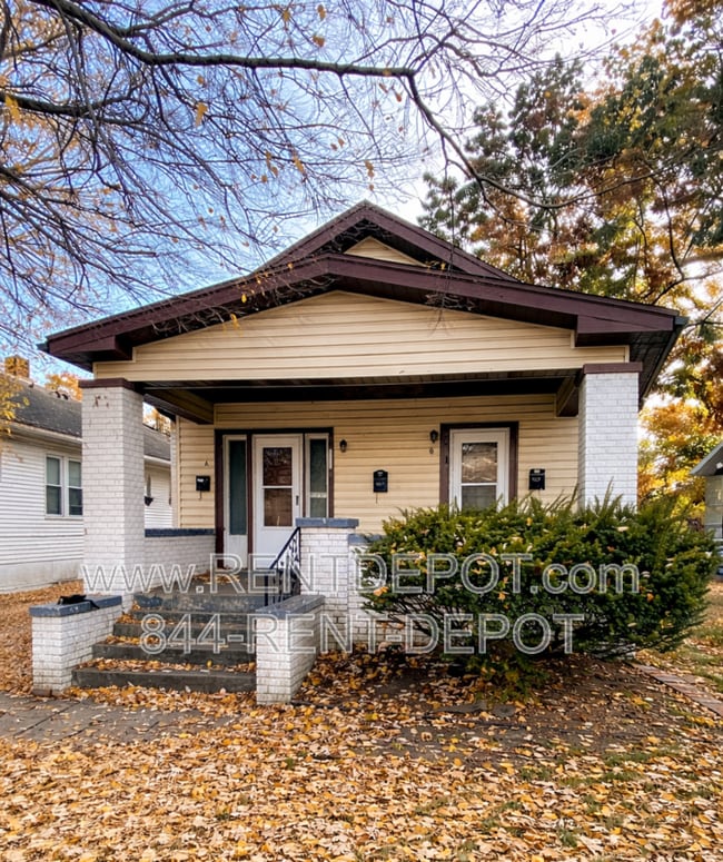 Building Photo - 827 Jefferson Ave