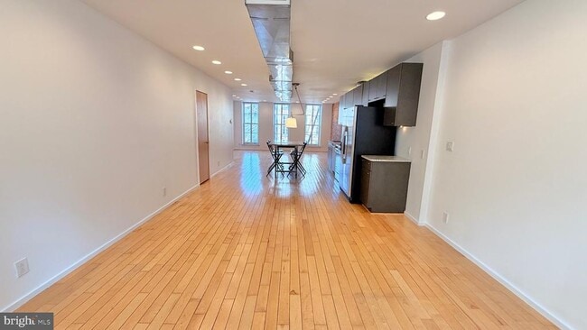 Photo - 136 N 3rd St Unit 3