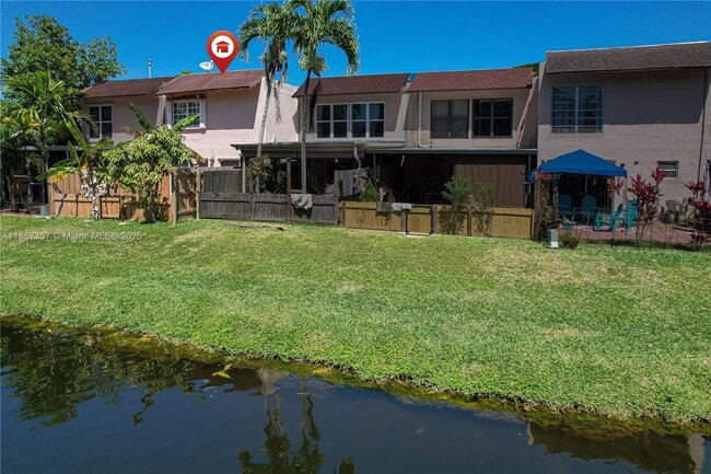 Photo - 8302 SW 103rd Ave Townhome