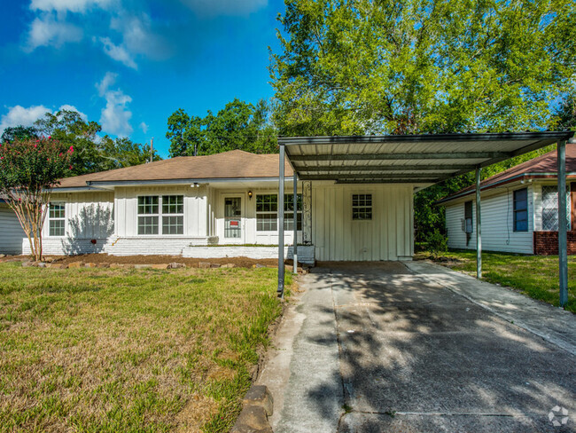 Building Photo - 10315 Envoy St Rental