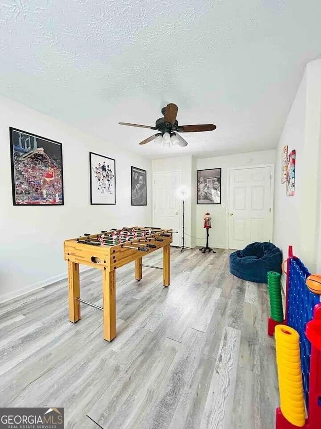 Photo - 636 Sandys Ln SE