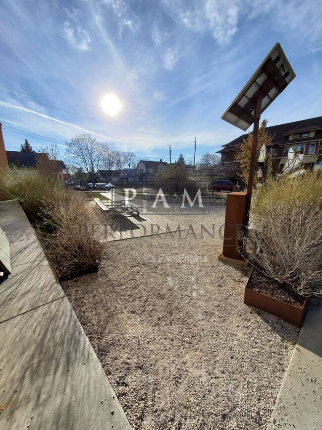 Photo - 5525 W North Ave