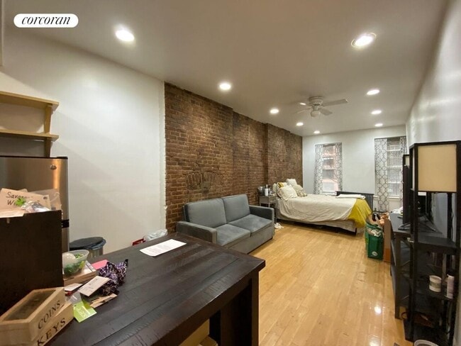 Photo - 13 W 100th St Apartment