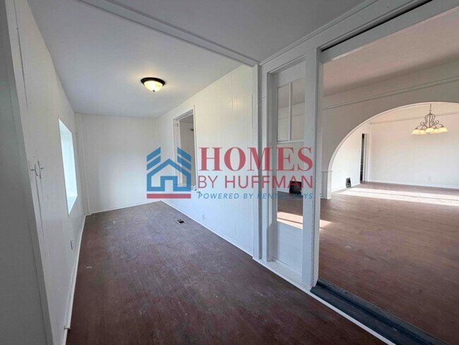 Photo - Three Bedroom House | Move In Ready!