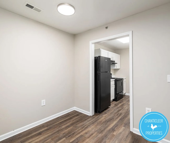 Photo - 1041 W Barton St Unidad R