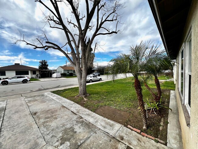 Photo - 214 Faber St