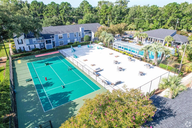 Tennis Court - Dwell at Greenridge Apartments