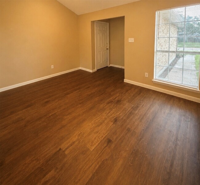 Photo - 7310 Arista Dr