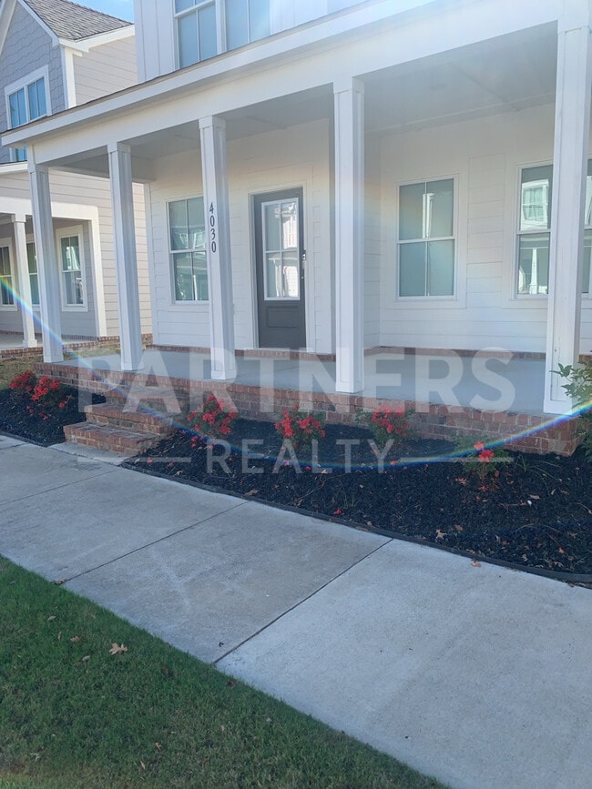 Photo - 4030 Fields Run