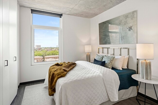 Photo - 136 N Ashland Ave