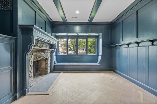 Photo - 476 Heath St