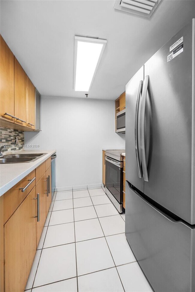 Photo - 1010 NW 11th St Unit 507