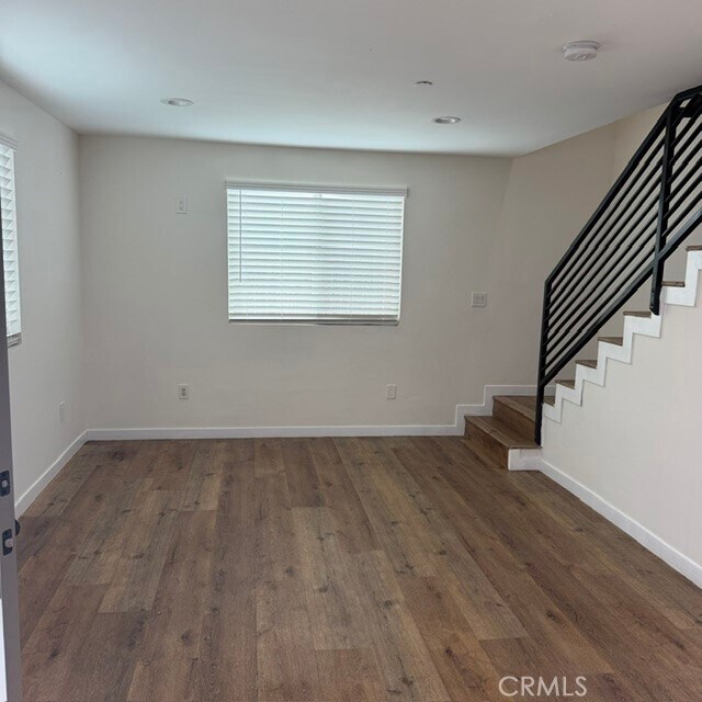 5867 Towne Ave