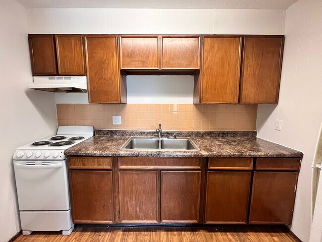 Photo - 1206 14th Ave S