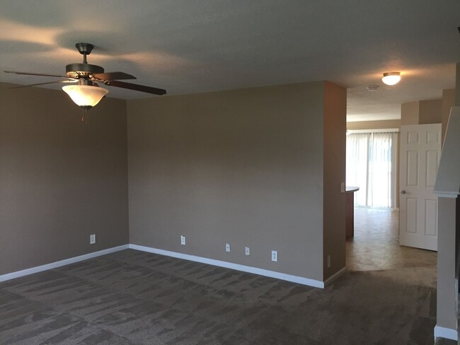 Photo - 4 bedroom Exit 1