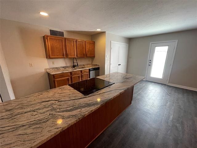 Photo - 407 Woodcrest Way