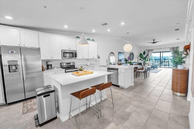 5711 Palmer Cir Unidad 206