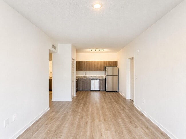 Photo - 4250 Lakewood Rd Unit 204