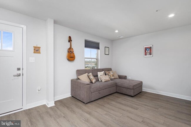 Building Photo - 1109 Patuxent Greens Dr