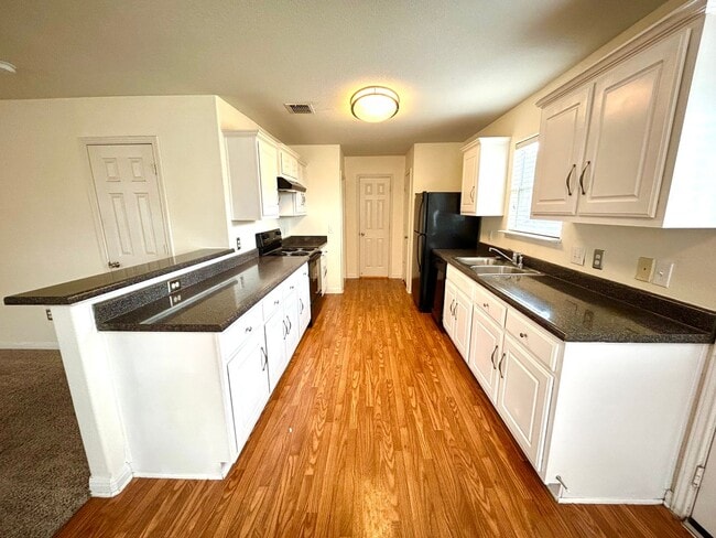 Photo - Bright & Beautiful Two-Story Home in Canyon Crossing with Fenced Backyard!