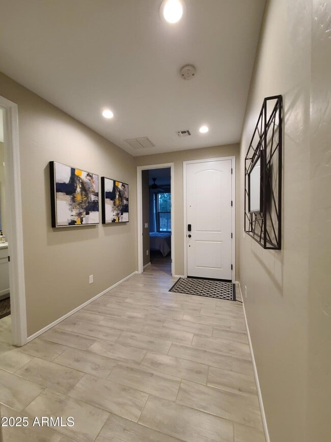 Photo - 1666 E Lee Dr