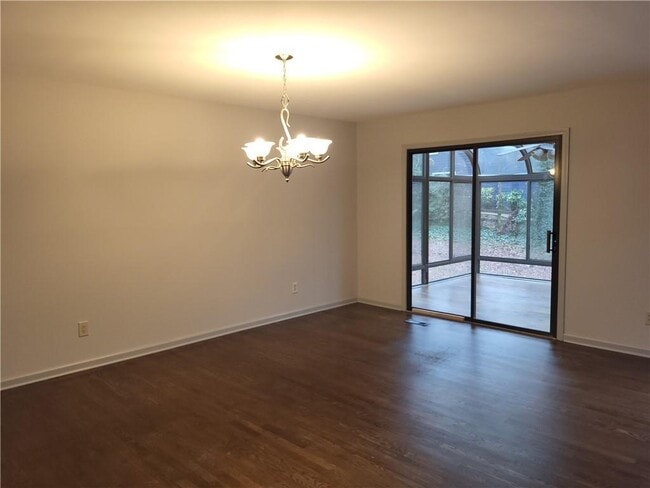 Photo - 2571 Rocky Springs Dr NE