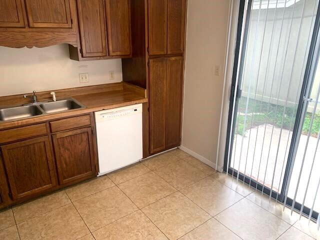 Photo - 1825 Hunters Path