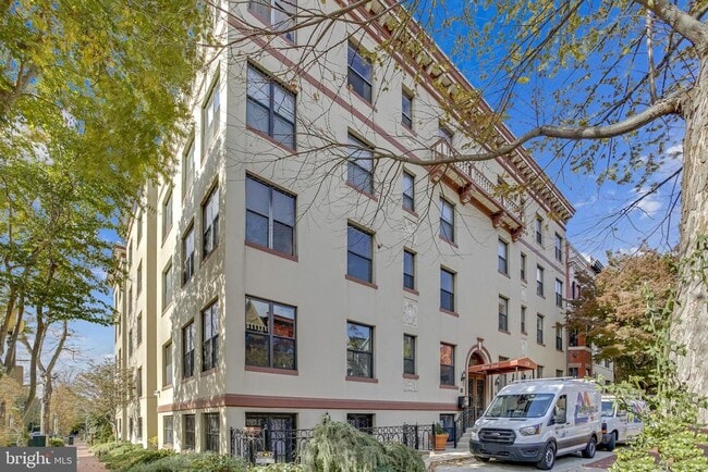 Building Photo - 1320 21st St NW Unit 103 Rental