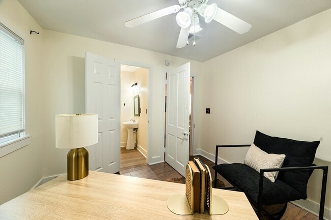 279 Coming St Unit C