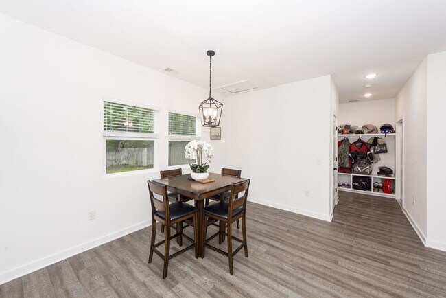 Photo - 4 Bedroom 3 Bath Home in Windsor Hill - North Charleston