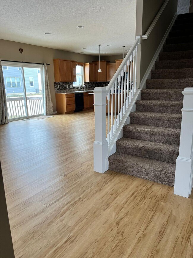 Photo - 165 Saddlebred Cir