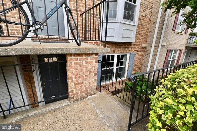 Photo - 947 S Rolfe St Townhome