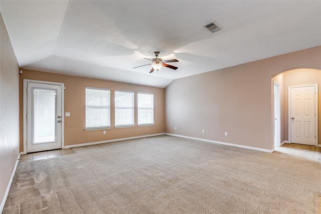 Photo - 316 Crosscreek Dr