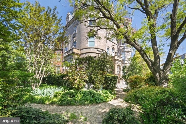 Building Photo - 2201 Massachusetts Ave NW Unit 1 Rental