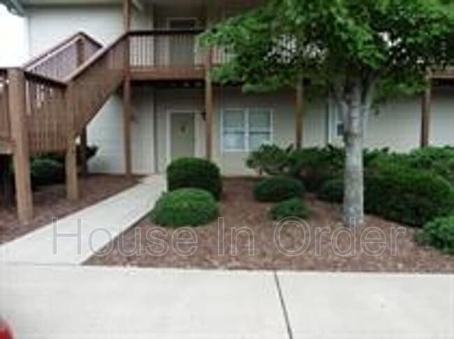 Building Photo - 104 Olde Covington Way