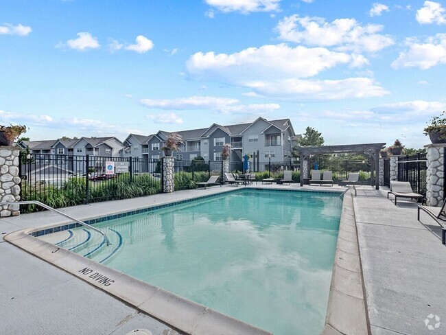 Summer Just Got A Whole Lot More Fun! - Silver Lake Hills Rental