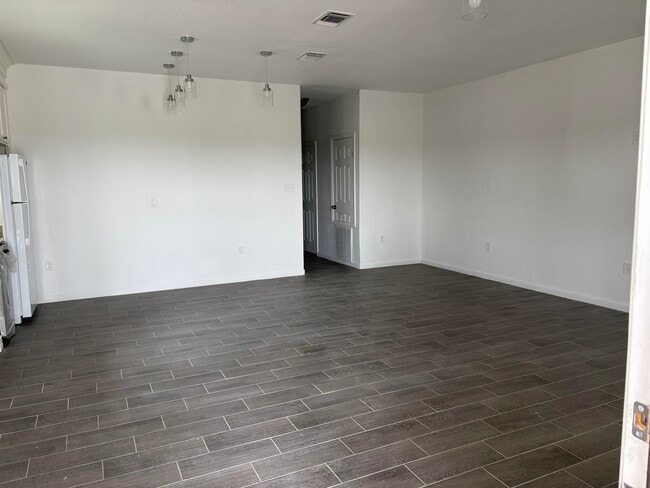 Photo - 311 Rosalinda Dr