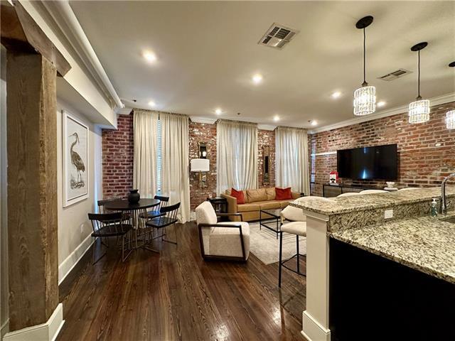 Photo - 508 Toulouse St