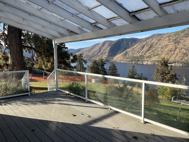 Photo - 1983 Summit Blvd