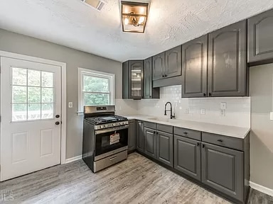 Photo - 697 Tom Read Dr