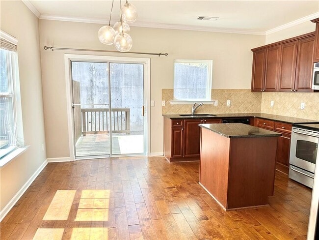 Photo - 1492 Liberty Pkwy NW