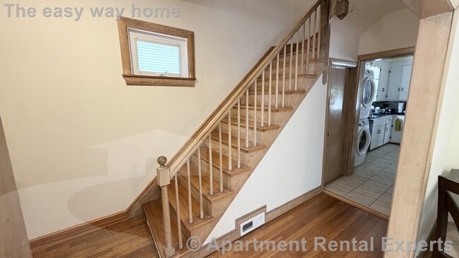 Photo - 131 Rindge Ave Unidad #1