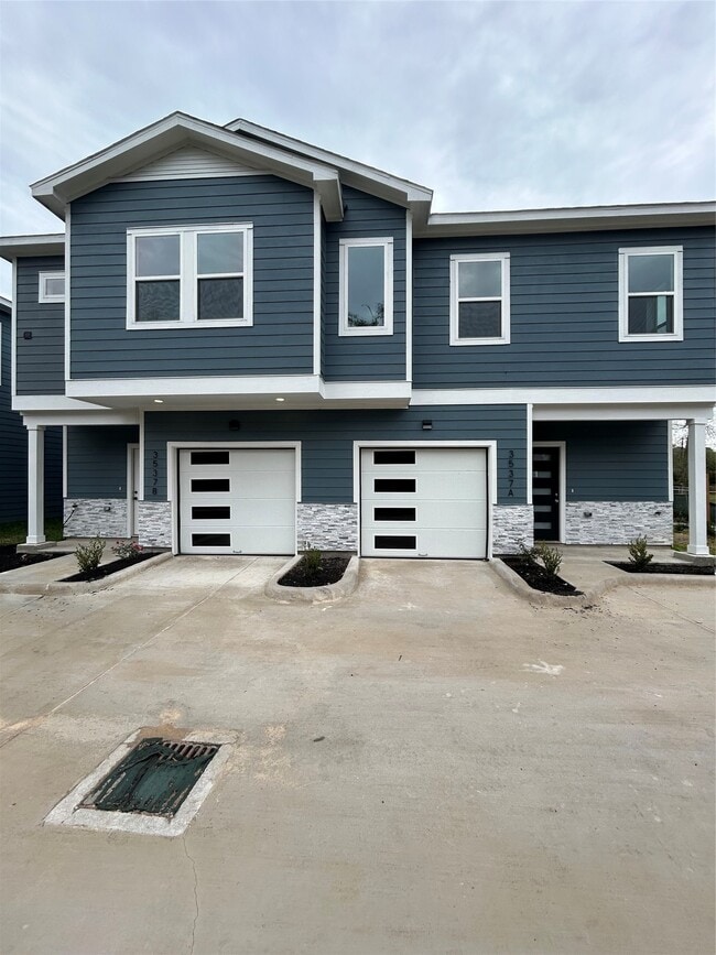 Building Photo - 3537 Alderfer St Unit A or B