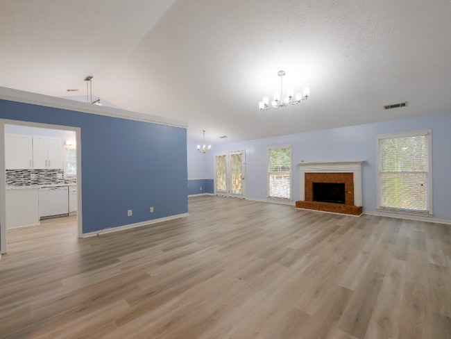 Photo - 2218 Willow Crest Cir