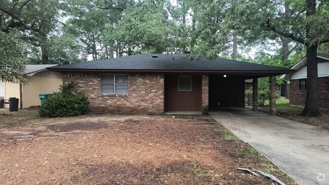 Building Photo - 5317 Leawood Dr Rental