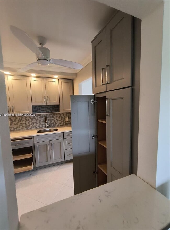 Photo - 662 North Dr Unidad 662