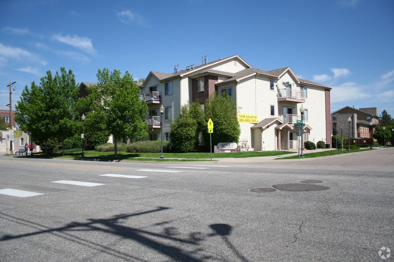 South Creek Apartments - South Creek Apartments