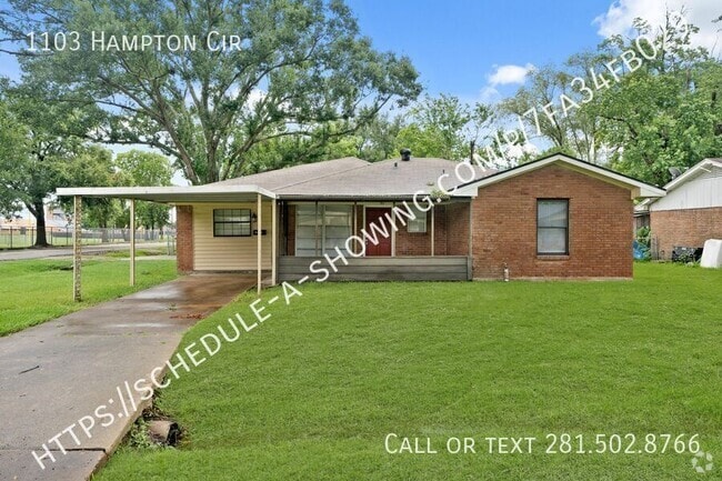 Building Photo - 1103 Hampton Cir Rental
