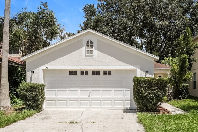 Building Photo - 1120 Lake Shore Ranch Dr